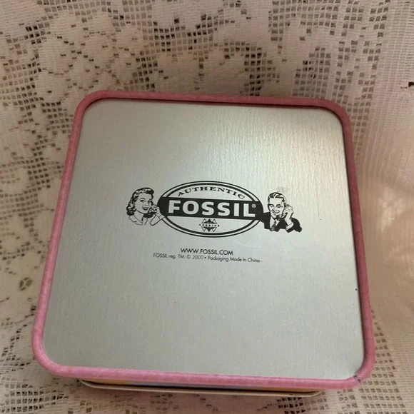 Fossil watch box - Picture 5 of 7